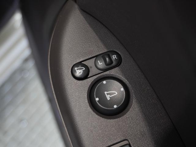 Ｎ－ＯＮＥ スタンダード　禁煙車　純正メモリーナビ　オートエアコン　ＣＤ　ＤＶＤ　スマートキー　フロアマット　Ｕ－Ｓｅｌｅｃｔ１年間走行無制限保証（32枚目）