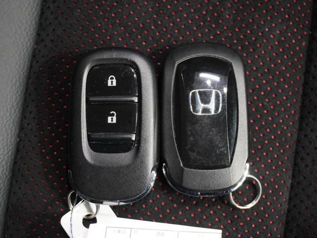 シビック ｅ：ＨＥＶ　禁煙車　純正メモリーナビ　フルセグ　フロントシートヒーター　ホンダセンシング　前後センサー　ＬＥＤヘッドライト　ＥＴＣ　ドライブレコーダー　Ｕ－ＳｅｌｅｃｔＰｌｅｍｉｕｍ２年間走行無制限保証（55枚目）