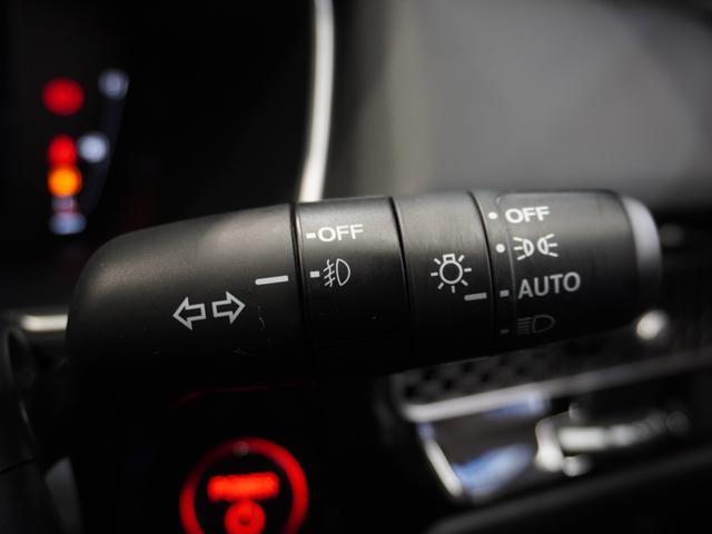 シビック ｅ：ＨＥＶ　禁煙車　純正メモリーナビ　フルセグ　フロントシートヒーター　ホンダセンシング　前後センサー　ＬＥＤヘッドライト　ＥＴＣ　ドライブレコーダー　Ｕ－ＳｅｌｅｃｔＰｌｅｍｉｕｍ２年間走行無制限保証（62枚目）