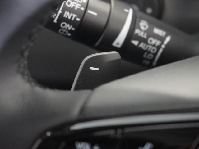 ヴェゼル ｅ：ＨＥＶＺ　２年保証当社試乗車ナビＤレコＲカメＥＴＣ地デジ（10枚目）