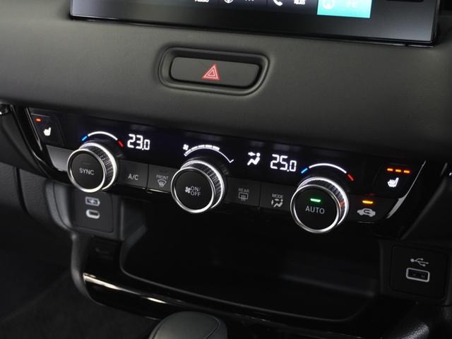 ヴェゼル ｅ：ＨＥＶＺ　２年保証当社試乗車ナビＤレコＲカメＥＴＣ地デジ（11枚目）