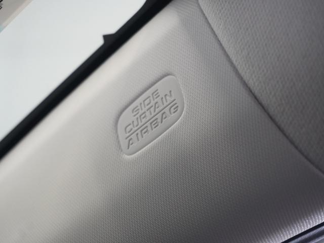 ヴェゼル ｅ：ＨＥＶＺ　２年保証当社試乗車ナビＤレコＲカメＥＴＣ地デジ（32枚目）