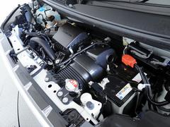 ���󥸥�ϼ֤ο�¡��ʬ�Ǥ������Υ��󥸥�롼�ब�����ȥȥ�֥�δ�ˤʤ�ޤ�����Ź�����Ѥαպޤ�Ȥä�Ű��Ū�����ˤ��ޤ��� 4