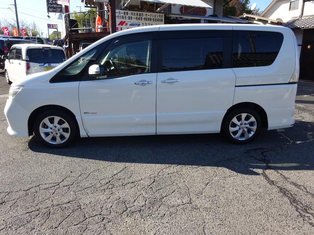 セレナ ハイウェイスター　Ｓ－ハイブリッド　Ｖセレクション　純正８インチナビ　ＴＶ　バックカメラ　ＥＴＣ　１０．２インチフリップダウンモニター　両側パワースライド　インテリジェントキー　キセノンヘッドライト　クルーズコントロール　社外デジタルインナーミラー（4枚目）