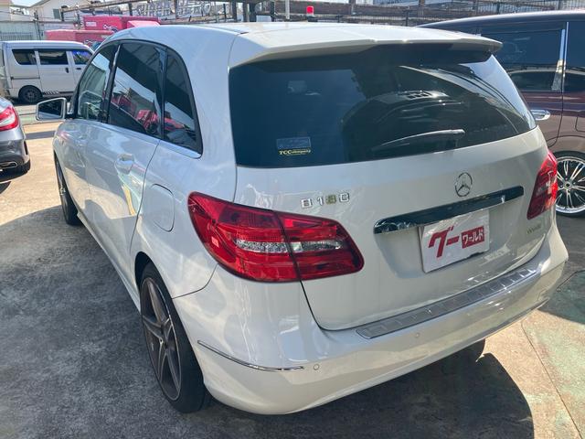 Bクラス B180 レザーパッケージ 純正ナビ 地デジTV クルーズコントロール  バックカメラ ー 純正16インチAW オートHIDヘッドライト ETC 革巻きステアリング(9枚目)