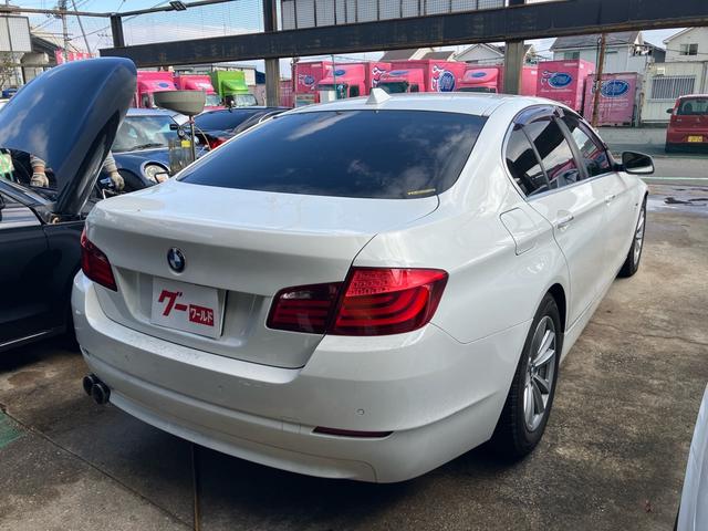 ５シリーズ ５２３ｄブルーパフォーマンス　レースチップ　レムスマフラー　レカロシート　ＥＴＣ　ＨＤＤナビ　フルセグ　バックカメラ　パワーシート（6枚目）