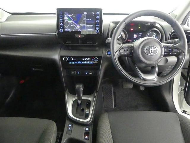 ヤリスクロス G ETC装備 リヤカメラ スマートエントリー イモビライザー DVD再生機能 オートエアコン アルミホイール ナビ キーレス パワーウィンドウ クルコン ABS ワンオーナー メモリーナビ エアバッグ(4枚目)