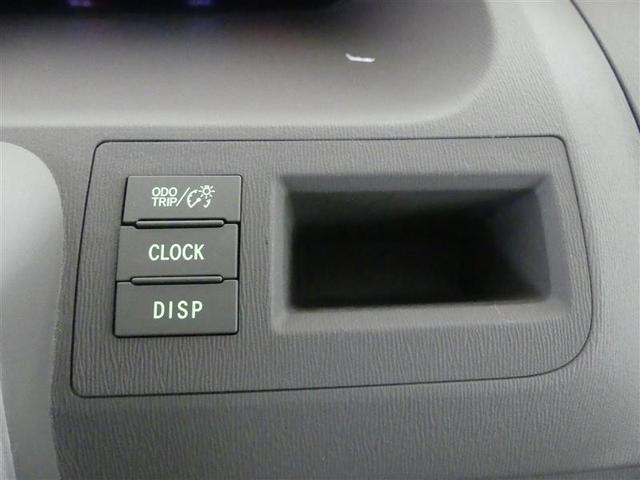 ノア Ｘ　スマートエディション　フルフラット　ナビ＆ＴＶ　リアクーラー　キーレス　パワーウインドウ　１オーナー　スマートキー　ウォークスルー　３列シート　ＥＴＣ　パワーステアリング　盗難防止システム　オートエアコン　ドラレコ　ＡＢＳ（26枚目）