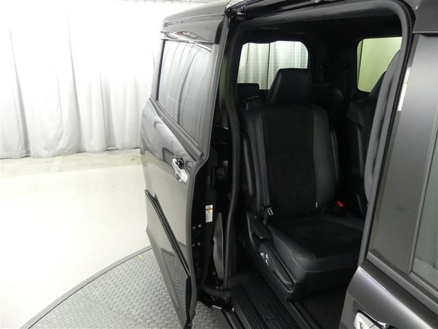 ヴォクシー ZS 煌III プリクラッシュ スマートキ アイスト DVD再生機能 横滑り防止装置 ナビTV アルミ 三列シート WAC 盗難防止 オートエアコン キーレス ETC装備 パワステ メモリナビ クルコン ABS(12枚目)