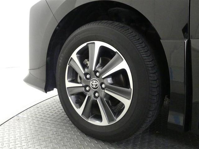 ヴォクシー ZS 煌III プリクラッシュ スマートキ アイスト DVD再生機能 横滑り防止装置 ナビTV アルミ 三列シート WAC 盗難防止 オートエアコン キーレス ETC装備 パワステ メモリナビ クルコン ABS(17枚目)