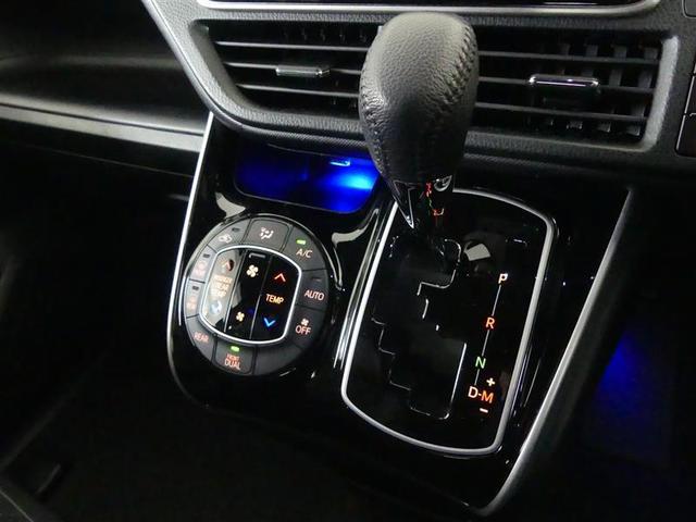 ヴォクシー ZS 煌III プリクラッシュ スマートキ アイスト DVD再生機能 横滑り防止装置 ナビTV アルミ 三列シート WAC 盗難防止 オートエアコン キーレス ETC装備 パワステ メモリナビ クルコン ABS(22枚目)