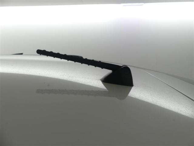 プリウス S LEDエディション フルオートエアコン ナビTV 地デジTV スマートキープッシュスタート AW パワーウィンドー Wエアバッグ イモビ ETC車載器 エアバック サイドエアバック キーレスエントリー LEDへッドライト(26枚目)