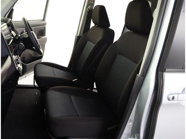 高いホールド性で運転姿勢が安定します。長距離ドライブでも疲れにくいのが魅力です。快適なドライビングライフをお送りください♪