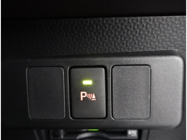 コーナーセンサーを車の前後に装備。障害物までの距離に応じて警告音を変えてお知らせ。縦列駐車時や駐車場・車庫などでの取り回しをサポートします。詳細は販売店スタッフまでおたずねください。