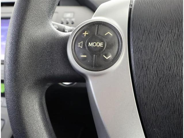 プリウス Ｓ　Ｂモニタ－　フルセグ地デジ　インテリキー　デュアルエアバック　エアＢ　イモビライザー　ドライブレコ－ダ－　ＤＶＤ再生可能　ワンオーナー車　ナビＴＶ　ＡＵＴＯエアコン　横スベリ防止　アルミホイール（21枚目）