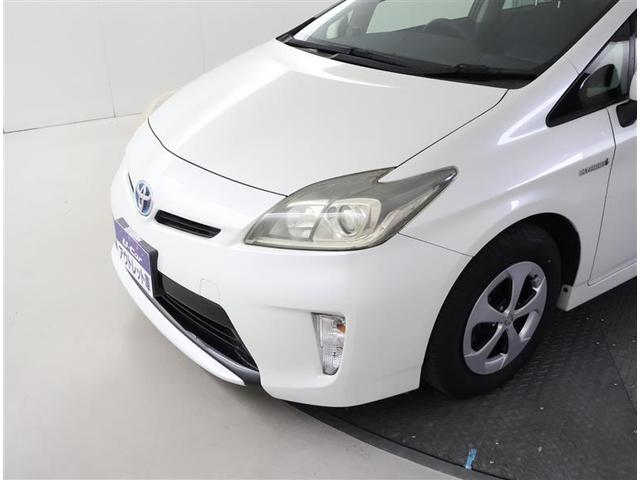 プリウス Ｓ　Ｂモニタ－　フルセグ地デジ　インテリキー　デュアルエアバック　エアＢ　イモビライザー　ドライブレコ－ダ－　ＤＶＤ再生可能　ワンオーナー車　ナビＴＶ　ＡＵＴＯエアコン　横スベリ防止　アルミホイール（27枚目）