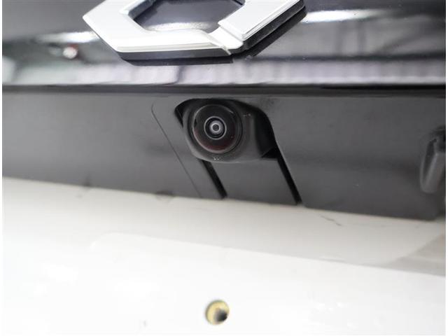 ヴォクシー ハイブリッドＳ－Ｚ　パワーウィンドウ　ＤＶＤ再生機能　インテリキー　横滑防止装置　地デジＴＶ　アクティブクルーズコントロール　１オナ　フルオートエアコン　リアカメラ　エアバッグ　ＡＢＳ　１００Ｖ充電　ナビＴＶ　ＷＡＣ（8枚目）