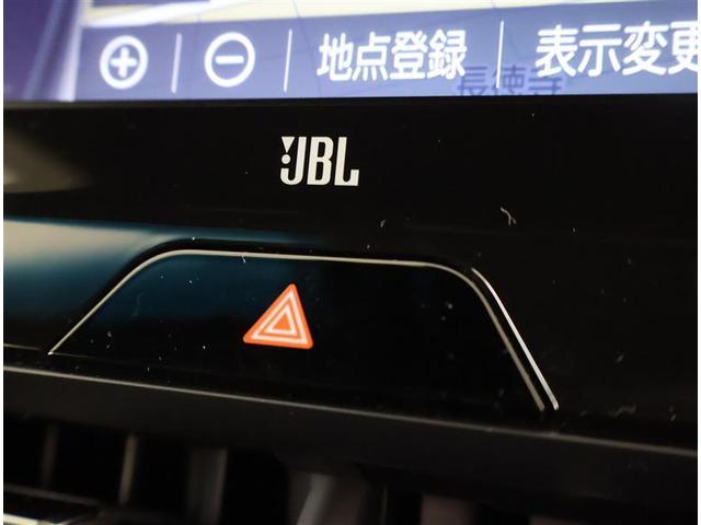 ハリアー Ｚ　エアロ　盗難防止　運転席パワーシート　地デジ　横滑防止装置　リアビューカメラ　ヘッドライトＬＥＤ　アルミホイール　Ｗエアバッグ　キーレス　ドラレコ付き　スマートキ－　サイドエアバッグ　エアコン　ＡＢＳ（6枚目）