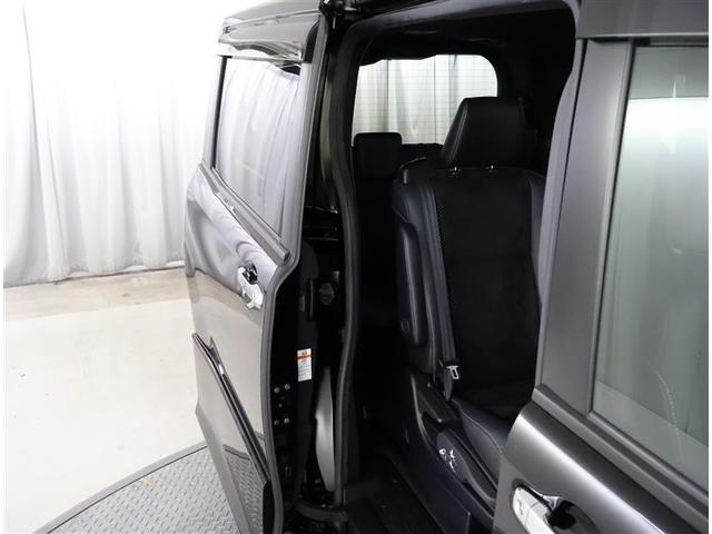 ヴォクシー ＺＳ　煌ＩＩＩ　プリクラッシュ　スマートキ　アイスト　ＤＶＤ再生機能　横滑り防止装置　ナビＴＶ　アルミ　三列シート　ＷＡＣ　盗難防止　オートエアコン　キーレス　ＥＴＣ装備　パワステ　メモリナビ　クルコン　ＡＢＳ（12枚目）