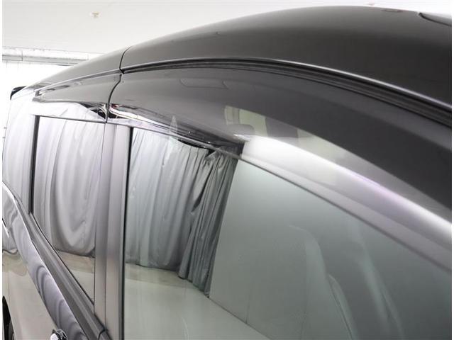 ヴォクシー ＺＳ　煌ＩＩＩ　プリクラッシュ　スマートキ　アイスト　ＤＶＤ再生機能　横滑り防止装置　ナビＴＶ　アルミ　三列シート　ＷＡＣ　盗難防止　オートエアコン　キーレス　ＥＴＣ装備　パワステ　メモリナビ　クルコン　ＡＢＳ（31枚目）