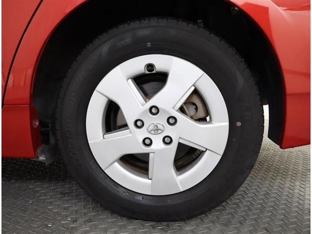 プリウス Ｓ　Ｂモニタ－　フルセグ地デジ　インテリキー　ＨＤＤナビゲーション　デュアルエアバック　エアＢ　イモビライザー　ＤＶＤ再生可能　ナビＴＶ　ＡＵＴＯエアコン　横スベリ防止　アルミホイール　ＥＴＣ装備　ＡＢＳ（30枚目）