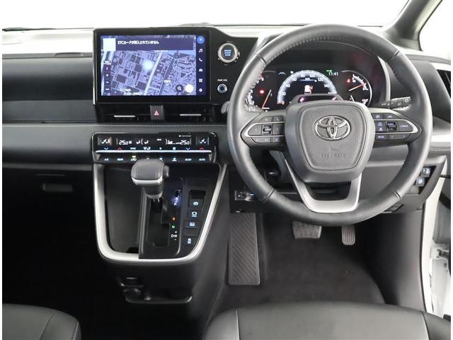 ���ʂ��̂悢��������Ƃ������E�ŁA�N�ł��^�]���₷���ł��B�^�]�̂��₷���͔��ɂ����ɂ��q����܂����