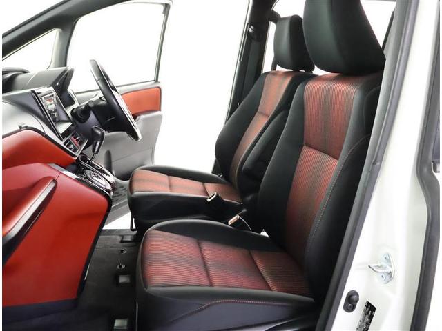 ヴォクシー ＺＳ　アイドリングストッ　バックガイドモニター　左オートスライド　衝突被害軽減　エアロ付き　１オーナー車　Ｓキー　ＬＥＤランプ　ＷＡＣ　盗難防止システム　ＡＣ　ダブルエアバッグ　キーレスエントリー　ＶＳＣ（11枚目）