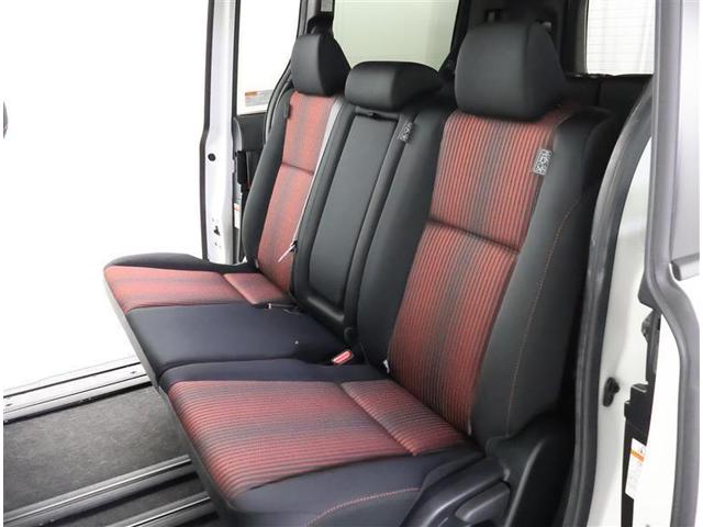 ヴォクシー ＺＳ　アイドリングストッ　バックガイドモニター　左オートスライド　衝突被害軽減　エアロ付き　１オーナー車　Ｓキー　ＬＥＤランプ　ＷＡＣ　盗難防止システム　ＡＣ　ダブルエアバッグ　キーレスエントリー　ＶＳＣ（12枚目）