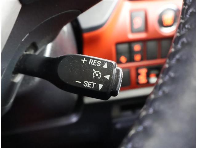 ヴォクシー ＺＳ　アイドリングストッ　バックガイドモニター　左オートスライド　衝突被害軽減　エアロ付き　１オーナー車　Ｓキー　ＬＥＤランプ　ＷＡＣ　盗難防止システム　ＡＣ　ダブルエアバッグ　キーレスエントリー　ＶＳＣ（25枚目）