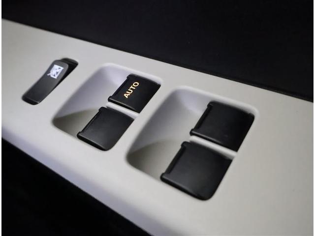 �e����X�C�b�`�͎g���₷���ʒu�ɔz�u����Ă܂��B