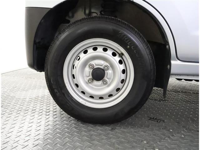 ハイゼットカーゴ DX SAIII フルセグテレビ Dレコ アイドリング Bカメラ SRS DVD再生可 Wエアバック リモコンキー ナビTV ETC車載器 エアコン ABS メモリーナビ パワーステアリング Pウインドウ VDC(18枚目)