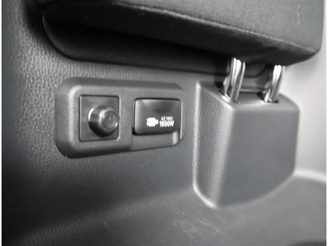 ヴォクシー ハイブリッドＳ－Ｚ　両側Ｐドア　カーテンエアバック　スマキ　プリクラッシュセーフティシステム　Ｗエアコン　Ｒカメラ　ＤＶＤプレーヤー　地デジ　アルミ　１００Ｖ　クルーズコントロール　横滑り防止機能　ＬＥＤランプ　ナビＴＶ（22枚目）