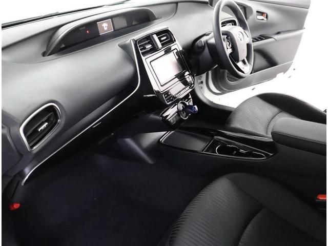 プリウス Ａ　ＬＥＤヘットライト　プリクラッシュ　カーテンエアバック　助手席エアバック　ＥＴＣ車載器　ＡＷ　ＶＳＣ　アクティブクルーズコントロール　盗難防止　キーレスエントリー　パワーステアリング　パワーウィンドウ（27枚目）