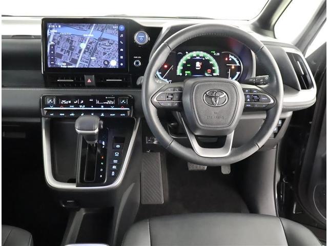 ���ʂ��̂悢��������Ƃ������E�ŁA�N�ł��^�]���₷���ł��B�^�]�̂��₷���͔��ɂ����ɂ��q����܂����