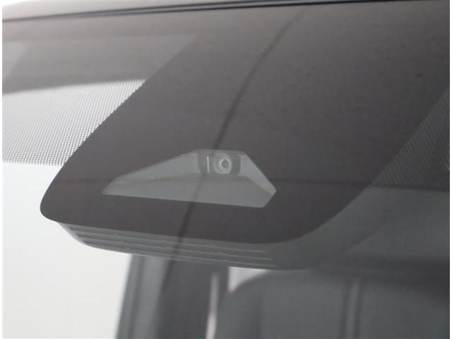 �T�|�J�[�r�Ƃ́A�Փ˔�Q�y���u���[�L�ɉ����āA����҂ɑ����ƌ����Ă��铥�݊ԈႢ���̖h�~���T�|�[�g����@�\�ł��B�ڂ����͔̔��X�X�^�b�t�܂ł������˂��������B