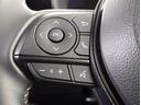 ステアリングスイッチ付き。前方から目を離すことなく操作することが可能です。