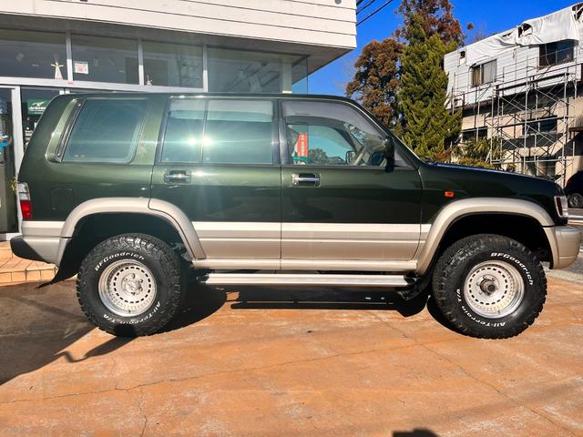 ISUZU BIGHORN PLAISIR II | 2002 | GREEN II | 57306 km ISUZU BIGHORN PLAISIR II | 2002 | GREEN II | 57306 km