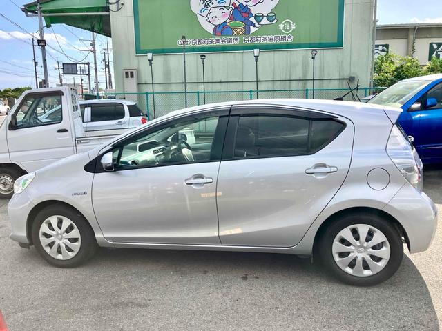 アクア S ETC バックカメラ ナビ TV オートライト スマートキー アイドリングストップ 電動格納ミラー CVT 衝突安全ボディ ABS ESC USB Bluetooth エアコン パワーステアリング(14枚目)