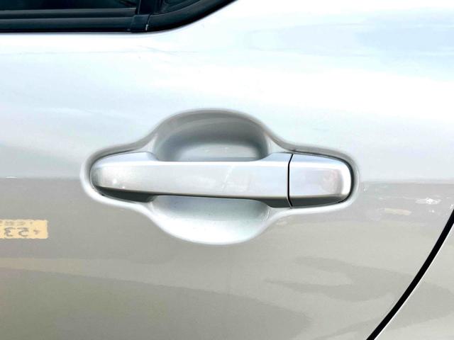 アクア S ETC バックカメラ ナビ TV オートライト スマートキー アイドリングストップ 電動格納ミラー CVT 衝突安全ボディ ABS ESC USB Bluetooth エアコン パワーステアリング(26枚目)