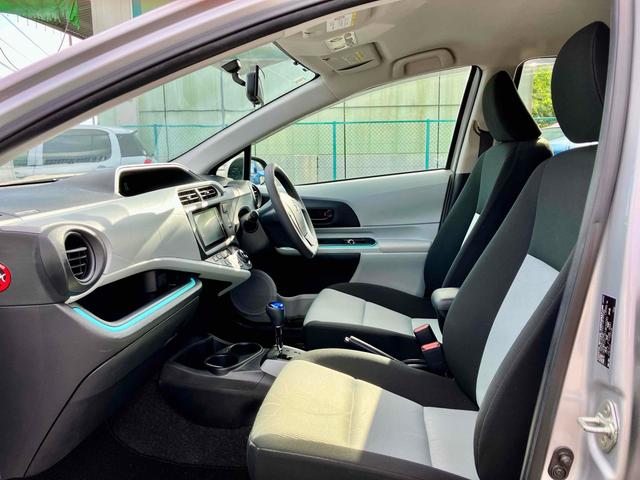 アクア S ETC バックカメラ ナビ TV オートライト スマートキー アイドリングストップ 電動格納ミラー CVT 衝突安全ボディ ABS ESC USB Bluetooth エアコン パワーステアリング(49枚目)