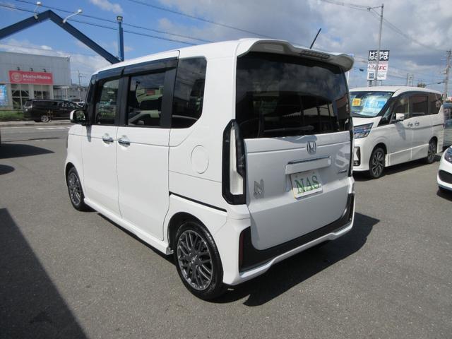 Ｎ－ＢＯＸカスタム ターボ　純正９インチホンダコネクトナビ　フルセグＴＶ　バックカメラ　ＤＶＤ再生　前後ドライブレコーダー　デジタルミラー　ホンダセンシング　両側パワースライド　シートヒーター　パドルシフト　１オーナー禁煙車（7枚目）