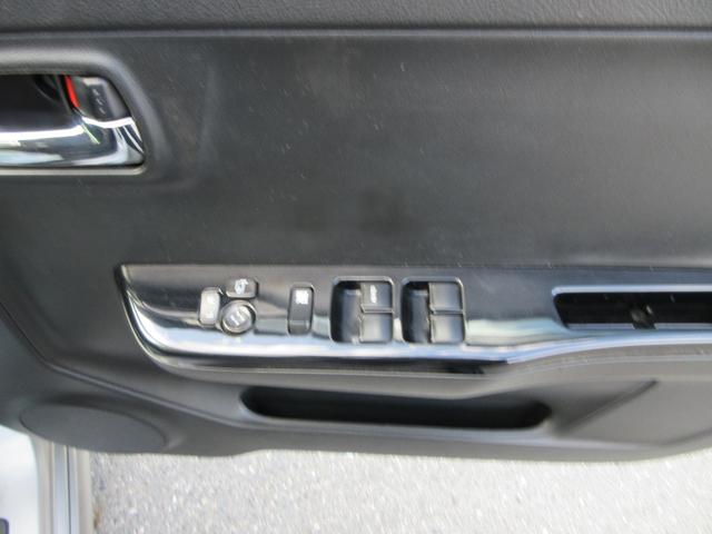 アルトワークス ベースグレード　インタークーラーターボ　５速オートギヤシフト　ＫＹＢサス　レーダーブレーキサポート　パドルシフト　ＨＩＤヘッドライト　ＳＤナビ　フルセグＴＶ　ＥＴＣ　パワーチャンバー　走行１１８６０ＫＭ（39枚目）