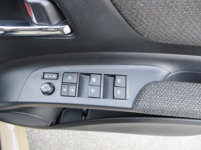 シエンタ ファンベースＧ　グランパー　ＬＥＤランプパッケージ　ステリングヒーター　シートヒーター　インテリジェントクリアランスソナー　ナビレディパッケージ　純正ナビ　フルセグＴＶ　バックカメラ　ＥＴＣ　ドラレコ　両側自動ドア　１オーナー（38枚目）