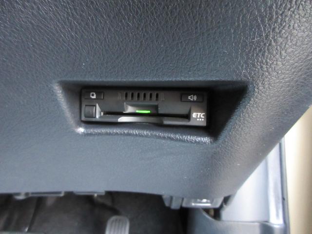 シエンタ ファンベースＧ　グランパー　ＬＥＤランプパッケージ　ステリングヒーター　シートヒーター　インテリジェントクリアランスソナー　ナビレディパッケージ　純正ナビ　フルセグＴＶ　バックカメラ　ＥＴＣ　ドラレコ　両側自動ドア　１オーナー（40枚目）