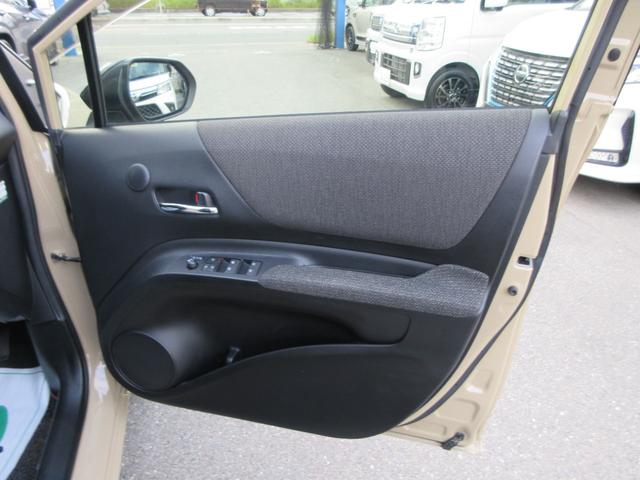 シエンタ ファンベースＧ　グランパー　ＬＥＤランプパッケージ　ステリングヒーター　シートヒーター　インテリジェントクリアランスソナー　ナビレディパッケージ　純正ナビ　フルセグＴＶ　バックカメラ　ＥＴＣ　ドラレコ　両側自動ドア　１オーナー（47枚目）