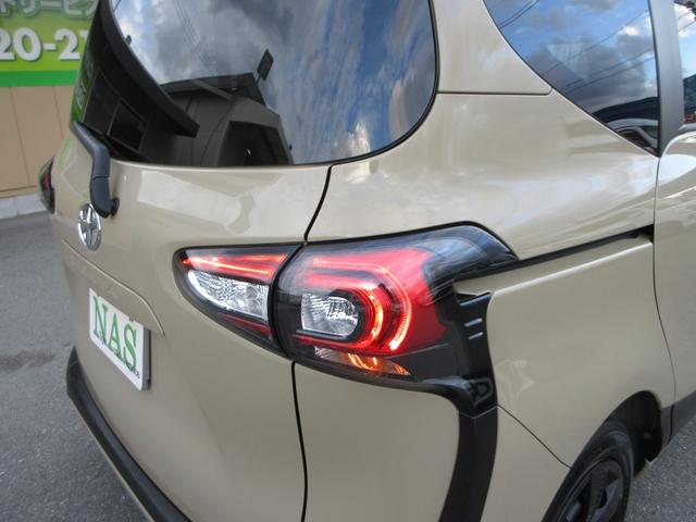 シエンタ ファンベースＧ　グランパー　ＬＥＤランプパッケージ　ステリングヒーター　シートヒーター　インテリジェントクリアランスソナー　ナビレディパッケージ　純正ナビ　フルセグＴＶ　バックカメラ　ＥＴＣ　ドラレコ　両側自動ドア　１オーナー（73枚目）