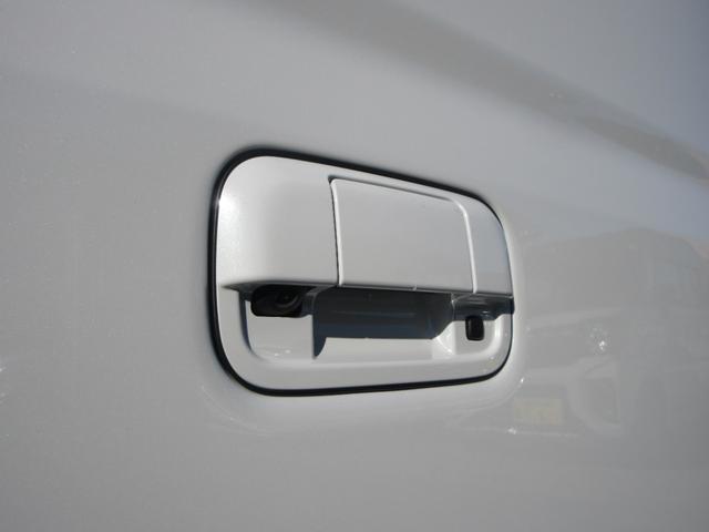 タウンボックス Ｇスペシャル　純正ナビ　フルセグＴＶ　バックカメラ　ＥＴＣ　両側パワースライド　左オートステップ　シートヒーター　ＨＩＤヘッド　三菱ｅ－Ａｓｓｉｓｔ（運転支援機能）コーナーセンサー　プッシュスタート　スマートキー（65枚目）