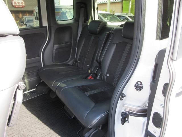 Ｎ－ＢＯＸカスタム Ｌターボ　スタイル＋ブラック　純正８インチナビ　フルセグＴＶ　前後ドラレコ　ＥＴＣ２．０　パドルシフト　シートヒーター　両側パワースライド　ホンダセンシング　コーナーセンサー　ＬＥＤヘッドライト＆フォグ　電子ブレーキ　１オーナー（64枚目）