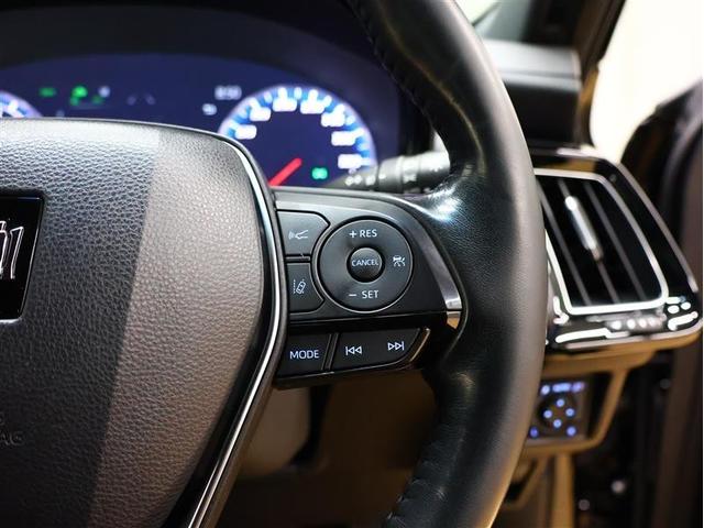 クラウンハイブリッド ＲＳ　リミテッド　フルセグ　メモリーナビ　ＤＶＤ再生　バックカメラ　衝突被害軽減システム　ＥＴＣ　ＬＥＤヘッドランプ　車線逸脱装置　オートマチックハイビーム　ステアリングヒーター（17枚目）