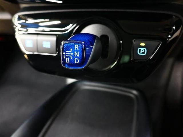 プリウス Ｓ　ワンセグ　メモリーナビ　バックカメラ　衝突被害軽減システム　ＥＴＣ　ＬＥＤヘッドランプ（18枚目）